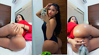 Dominicana Le Gusta Para La Pequeña Y Le Mete Un Plug Anal