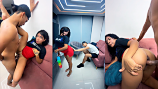 El pervertido de la casa se pone intenso hasta que logra follar a Génesis