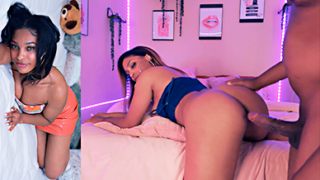 La ojitosa Lavah Moon le gusta que sele bengan adentro se su polla rosadita