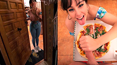 Aris Brown follando delante de sus amigos en la cocina