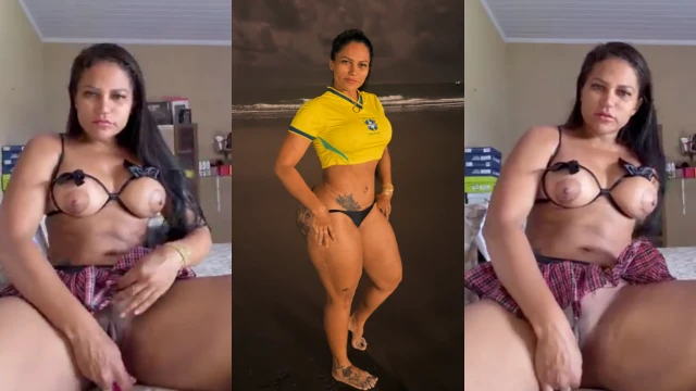 Saamara Jany se masturba